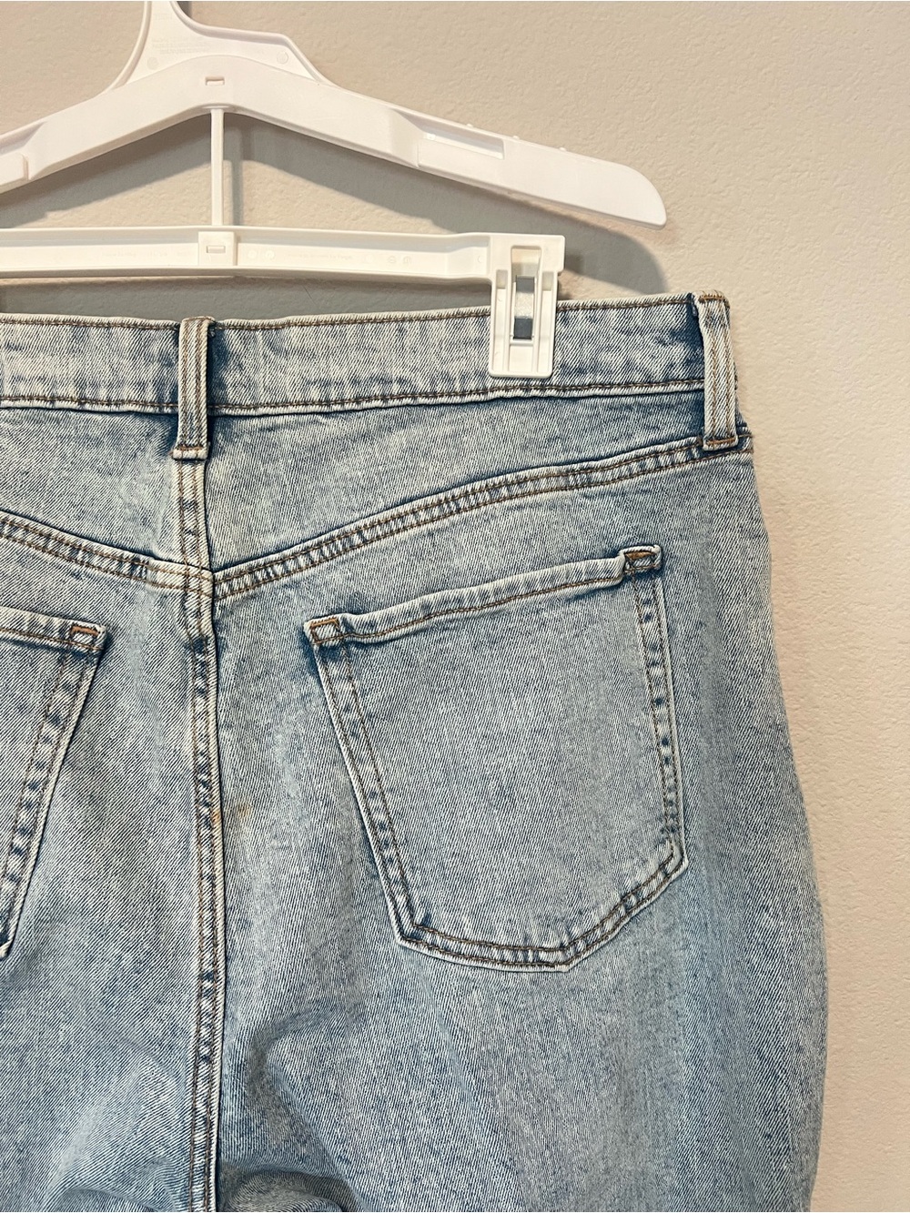 Old Navy Curvy OG Loose High-Rise Women’s Jeans - Picture 5 of 11